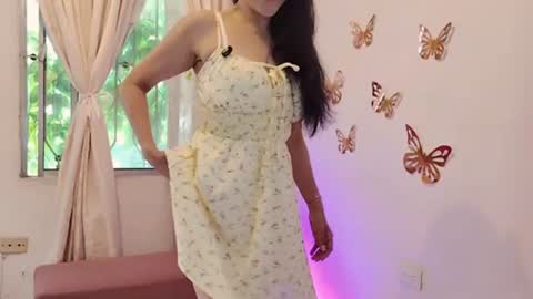 Sofi Bella online show from 06.27.26