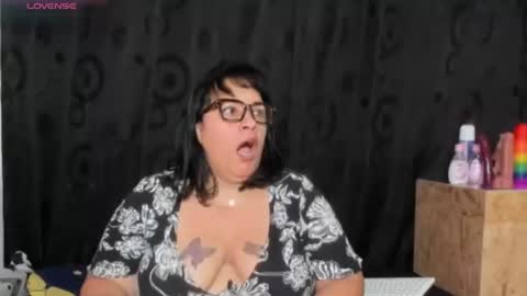 Snapshot of sofie_storm chatting on 07.01.26 Vicky online show from 07.01.26