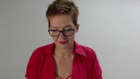 Sofie Velvet online show from 04.30.26