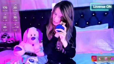 Snapshot of sofiia_cute_ chatting on 02.25.26 sofiia cute online show from 02.25.26