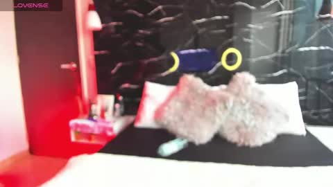 Sofia online show from 11.14.25