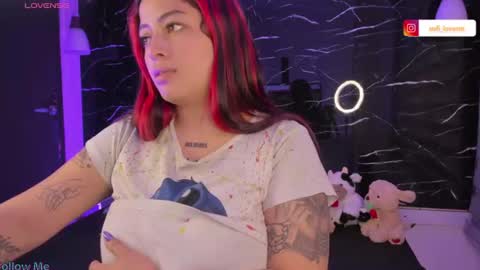 Snapshot of sofiia_rubb chatting on 06.17.26 Sofia online show from 06.17.26