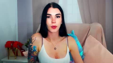 Snapshot of sofiiadream chatting on 10.23.25 sofiiadream online show from 10.23.25