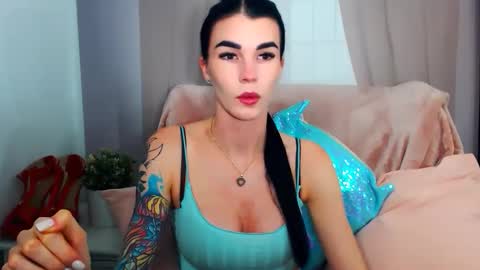 Snapshot of sofiiadream chatting on 11.30.25 sofiiadream online show from 11.30.25