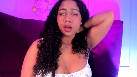 sofiifox online show from 04.05.26