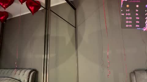 sofilovee_ online show from 02.24.26