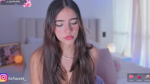 Snapshot of sofiscott_ chatting on 01.11.26 Sofia online show from 01.11.26