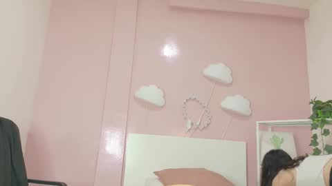 SOFITEEN  online show from 12.04.25