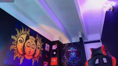 Nicol online show from 04.29.26