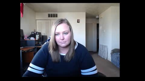 Snapshot of softerpeaches chatting on 12.11.24 Rose online show from 12.11.24