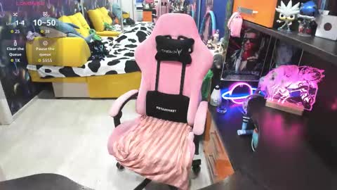 Snapshot of softie_sofy chatting on 11.09.25 Sofie online show from 11.09.25