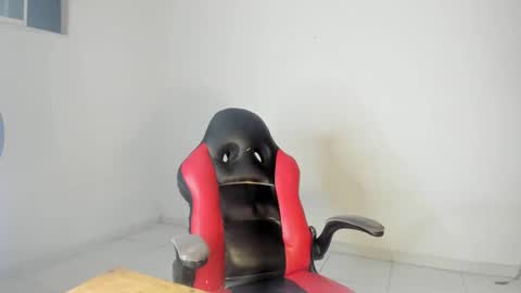 Moonie  online show from 10.22.25