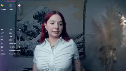 Snapshot of solar_spark chatting on 12.14.25 Bella online show from 12.14.25