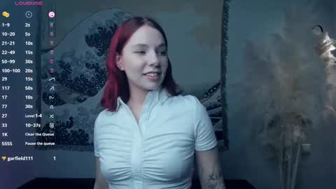 Snapshot of solar_spark chatting on 12.15.25 Bella online show from 12.15.25