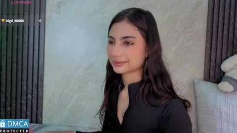 Snapshot of solbeaumont chatting on 11.03.25 Sol online show from 11.03.25