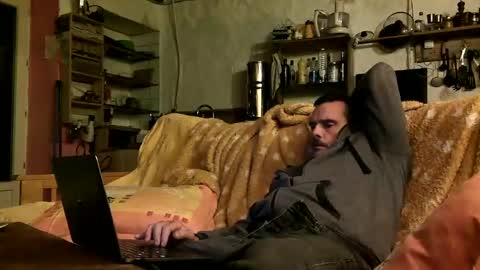 Snapshot of soldierboyparis chatting on 01.29.25 Alex Dixon online show from 01.29.25