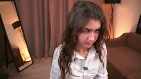 Kate online show from 04.28.26