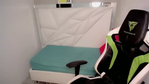 ESTEBAN online show from 06.30.26