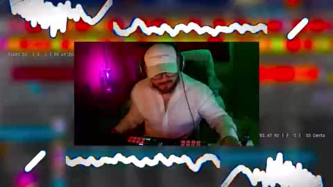 Snapshot of somebodyneutral chatting on 02.16.26 orel online show from 02.16.26