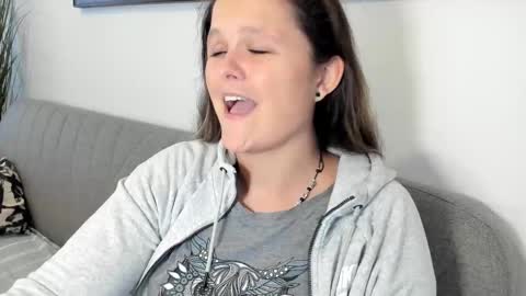 SomeonesDay online show from 12.04.25