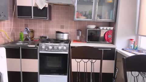 Hello My name is Jane  im new model here and little but shy but curious. online show from 12.02.25