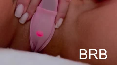 Snapshot of sonasprint chatting on 12.21.25 sonasprint online show from 12.21.25