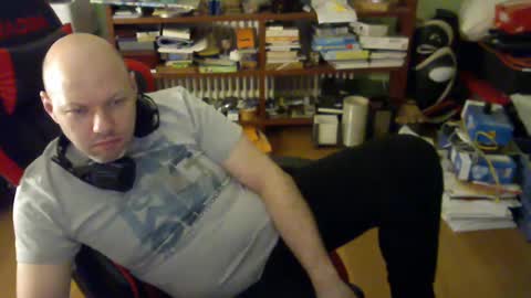 Tom online show from 03.09.25