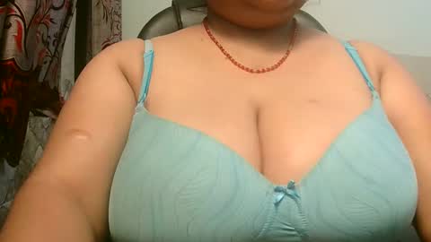 soni88888 online show from 02.14.25