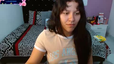 sonialatin69 online show from 01.23.25