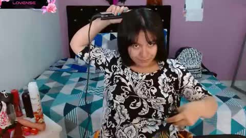 sonialatin69 online show from 02.06.25