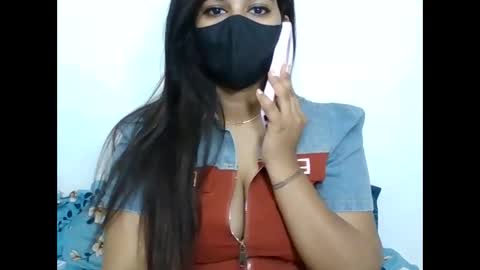 Snapshot of soniashifali4u chatting on 12.13.24 soniyashifali4u online show from 12.13.24