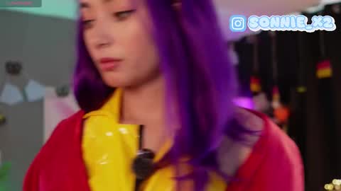 Snapshot of sonnie_mami chatting on 10.01.25 Sonnie online show from 10.01.25