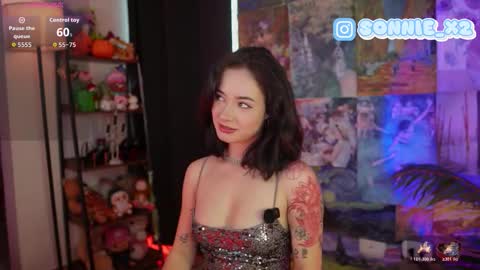 Snapshot of sonnie_mami chatting on 11.22.25 Sonnie online show from 11.22.25