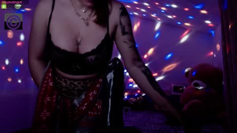 Snapshot of sonyadevon chatting on 02.07.25 Sonia online show from 02.07.25