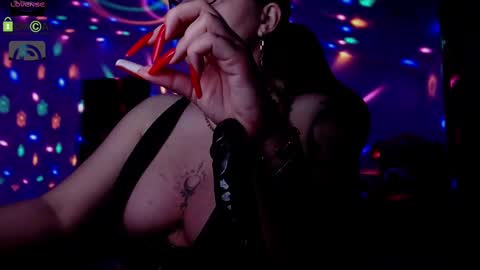 Snapshot of sonyadevon chatting on 02.18.25 Sonia online show from 02.18.25