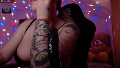 Snapshot of sonyadevon chatting on 02.27.25 Sonia online show from 02.27.25