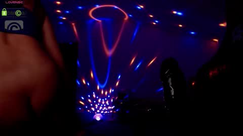 Snapshot of sonyadevon chatting on 09.19.25 Sonia online show from 09.19.25