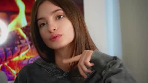 Eva 3 online show from 10.11.25