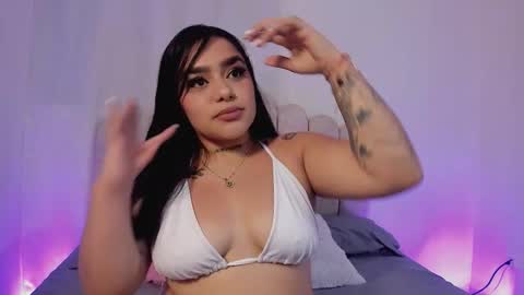 Snapshot of soofii_james chatting on 11.10.25 sofi online show from 11.10.25