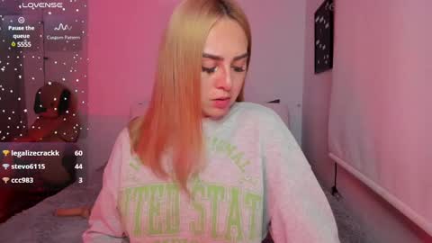 Sofi online show from 01.11.25