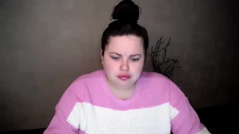 sophia__olsen online show from 11.15.25