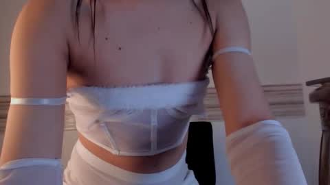 Sophia online show from 10.18.25