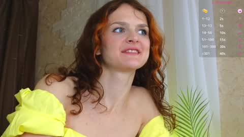 Snapshot of sophia_dreamy chatting on 01.09.25 Sophia online show from 01.09.25