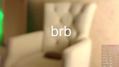 Snapshot of sophia_dreamy chatting on 01.12.25 Sophia online show from 01.12.25