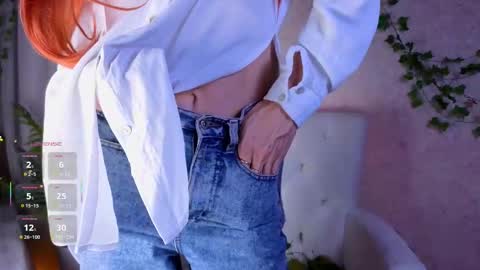 Snapshot of sophia_dreamy chatting on 09.26.25 Sophia online show from 09.26.25