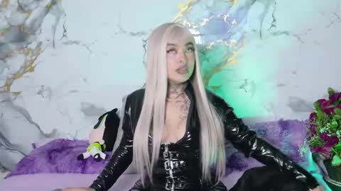 Snapshot of sophia_harrys chatting on 02.25.26 sophia online show from 02.25.26