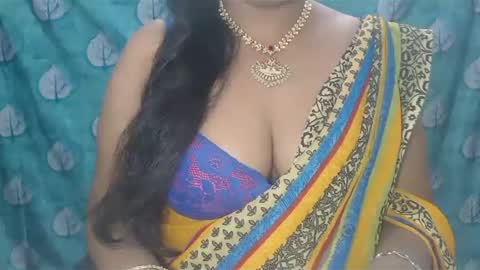 Snapshot of sophia_indian chatting on 01.20.25 Sophia Tamil online show from 01.20.25