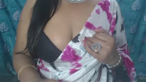 Snapshot of sophia_indian chatting on 01.21.25 Sophia Tamil online show from 01.21.25