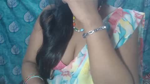 Snapshot of sophia_indian chatting on 01.22.25 Sophia Tamil online show from 01.22.25