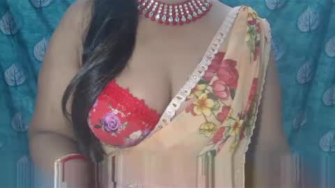 Snapshot of sophia_indian chatting on 01.24.25 Sophia Tamil online show from 01.24.25